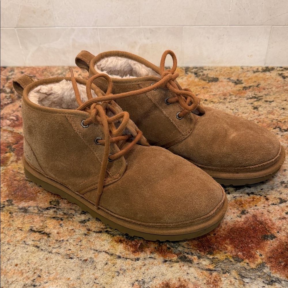 UGG Men's Tan Chukka Boots
